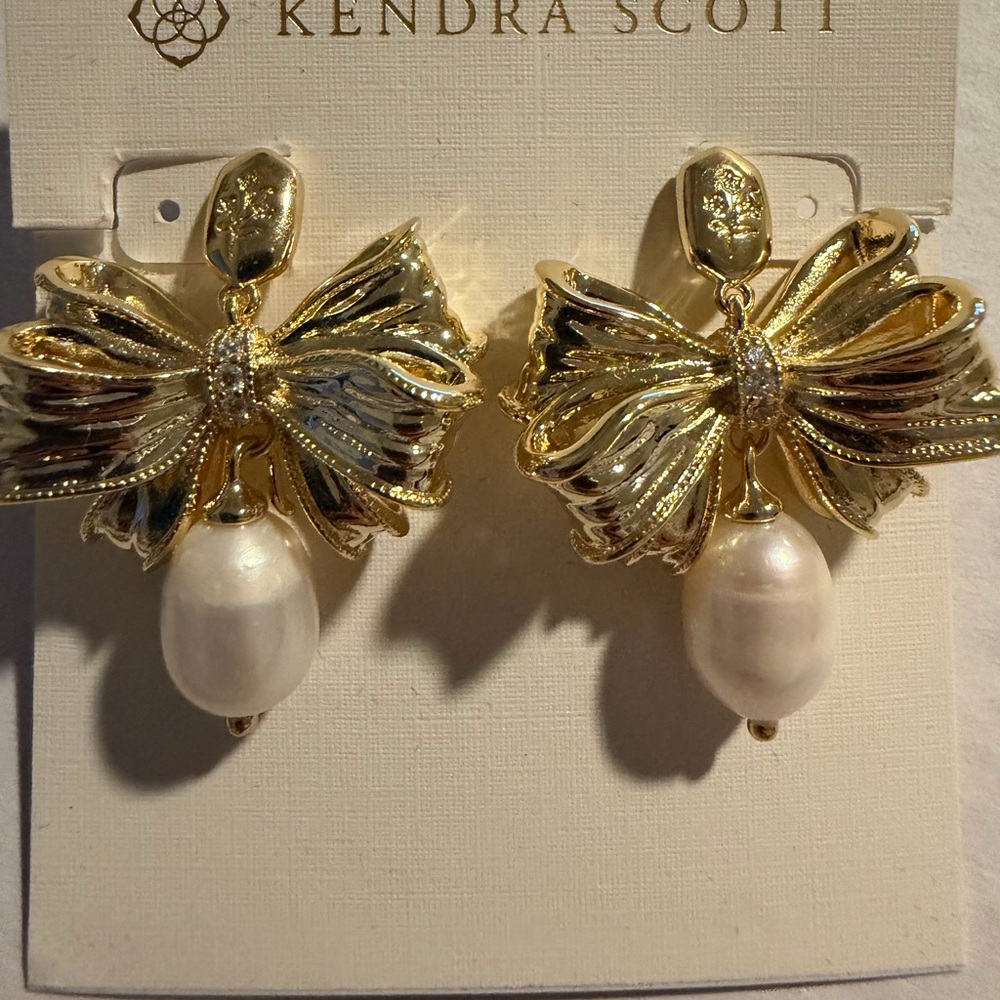 Loveshackfancy x Kendra Scott Gold Bow Earrings with Pearl Accent